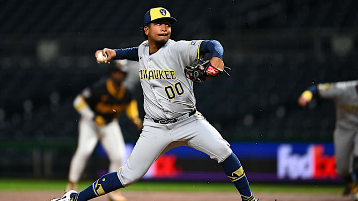 Milwaukee Brewers v Pittsburgh Pirates