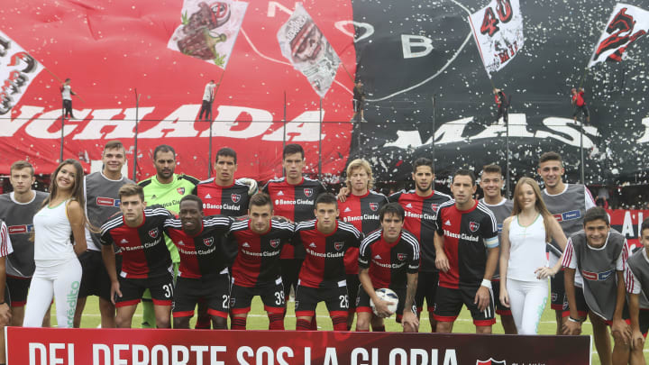 Newell's Old Boys v Rosario Central - Torneo Transicion 2016