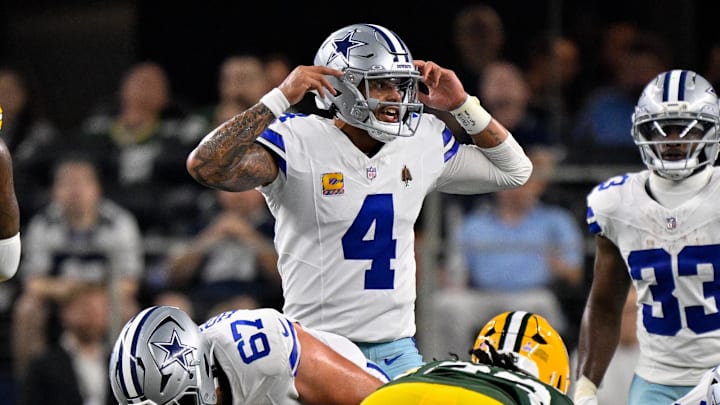 Sep 28, 2025; Arlington, Texas, USA; Dallas Cowboys quarterback Dak Prescott (4) motions to his team during the game between the Dallas Cowboys and the Green Bay Packers at AT&T Stadium. Mandatory Credit: Jerome Miron-Imagn Images Sep 28, 2025; Arlington, Texas, USA; Dallas Cowboys quarterback Dak Prescott (4) motions to his team during the game between the Dallas Cowboys and the Green Bay Packers at AT&T Stadium. Mandatory Credit: Jerome Miron-Imagn Images