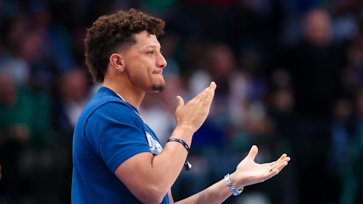 Patrick Mahomes has a new backup QB and his name is Carson Wentz