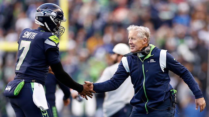 Geno Smith reunites with Pete Carroll in Las Vegas