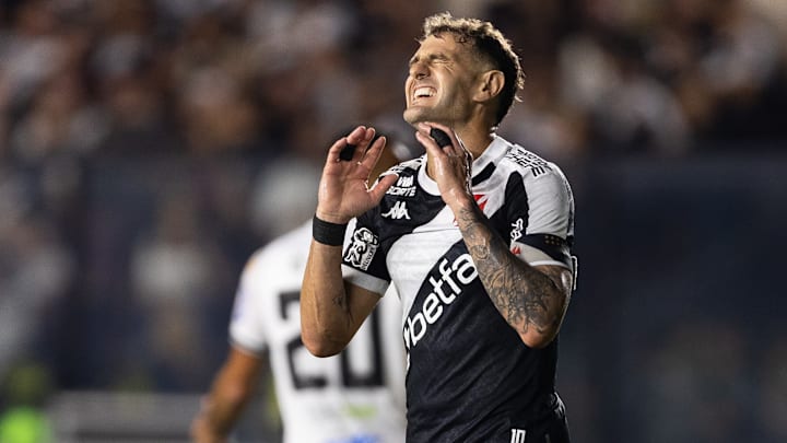 Vegetti deixou a desejar nos últimos meses de 2025