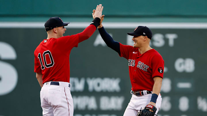 Trevor Story y "Kike" Hernández son las dos opciones para el campocorto de Medias Rojas en el 2023