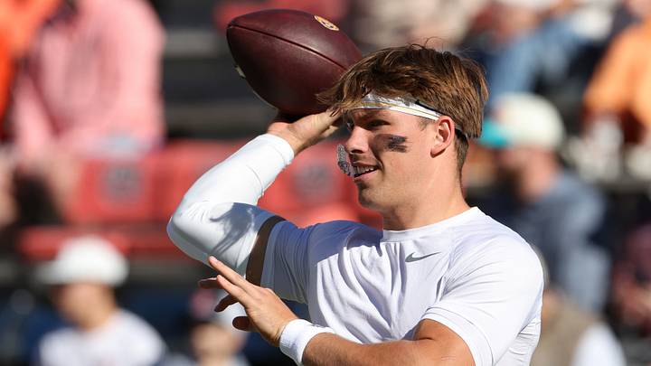Oct 24, 2026; Auburn, Alabama, USA; LSU Tigers quarterback Sam Leavitt (10) warms up prior to the game against the Auburn Tigers at Jordan-Hare Stadium. Mandatory Credit: John Reed-Imagn Images Oct 24, 2026; Auburn, Alabama, USA; LSU Tigers quarterback Sam Leavitt (10) warms up prior to the game against the Auburn Tigers at Jordan-Hare Stadium. Mandatory Credit: John Reed-Imagn Images
