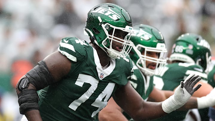 NY Jets left tackle Olu Fashanu