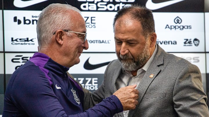 Ex-presidente teve como seu último grande ato a contratação de Dorival Júnior Ex-presidente teve como seu último grande ato a contratação de Dorival Júnior