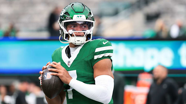 New York Jets quarterback Justin Fields New York Jets quarterback Justin Fields