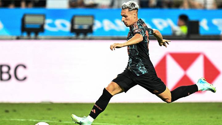 Bryan Zaragoza is in no rush to leave Bayern Munich this summer.