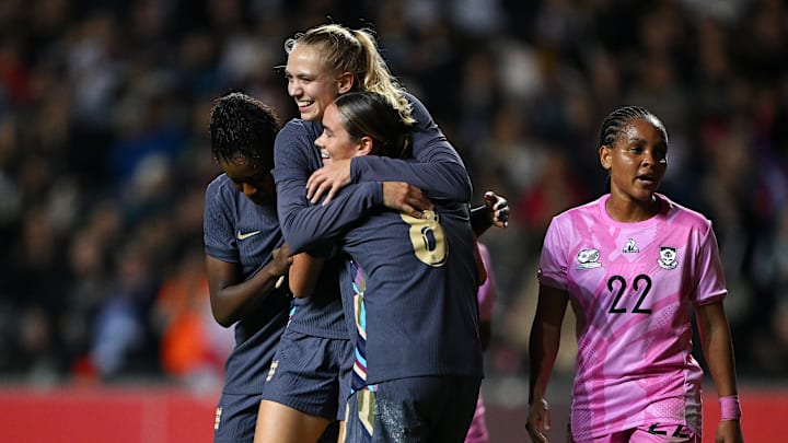 Esme Morgan and Grace Clinton