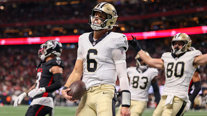 Jan 4, 2026; Atlanta, Georgia, USA; New Orleans Saints quarterback Tyler Shough (6) celebrates after a touchdown against the Atlanta Falcons in the second quarter at Mercedes-Benz Stadium. Mandatory Credit: Brett Davis-Imagn Images