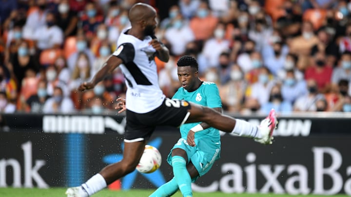 Real Madrid y Valencia se enfrentan en la próxima jornada Real Madrid y Valencia se enfrentan en la próxima jornada