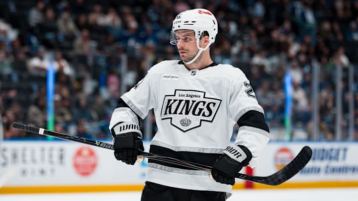 Mar 26, 2026; Vancouver, British Columbia, CAN; Los Angeles Kings forward Scott Laughton (21) prepares for a face off against the Vancouver Canucks in the first period at Rogers Arena. Mandatory Credit: Bob Frid-Imagn Images Mar 26, 2026; Vancouver, British Columbia, CAN; Los Angeles Kings forward Scott Laughton (21) prepares for a face off against the Vancouver Canucks in the first period at Rogers Arena. Mandatory Credit: Bob Frid-Imagn Images