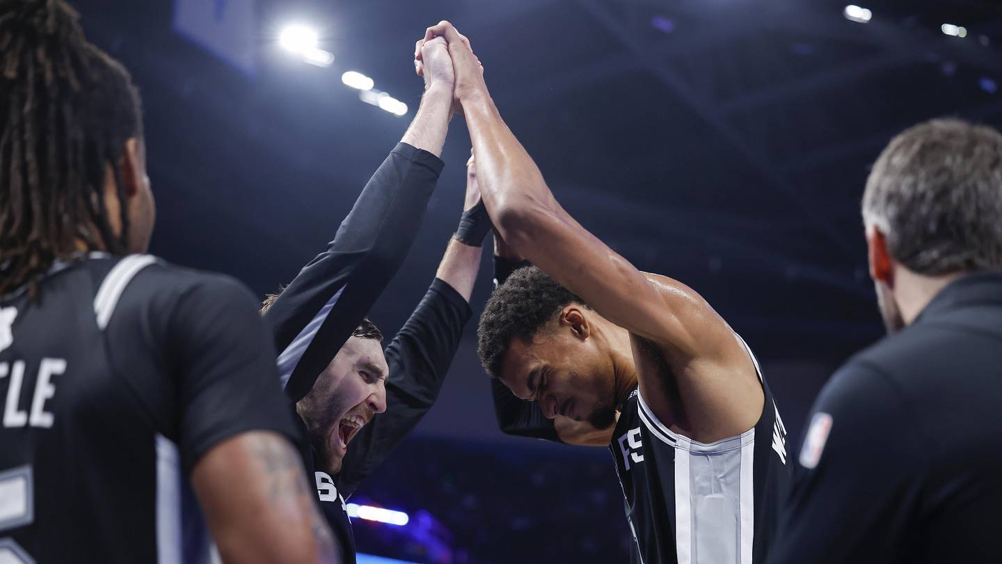 Managing Wembanyama's Minutes Might Be Tougher if Kornet Can't Play Game 5 for Spurs