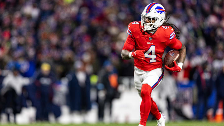 New England Patriots v Buffalo Bills