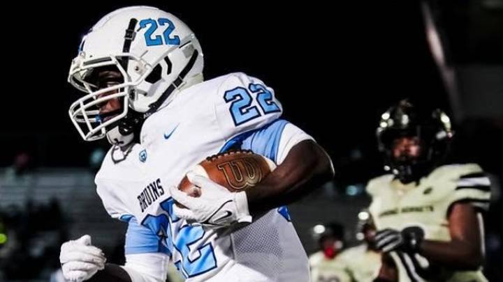 South Florence running back Cameron James has helped fuel the Bruins’ five-game winning streak after an 0-2 start, earning them a return to the High School On SI South Carolina Top 25. South Florence running back Cameron James has helped fuel the Bruins’ five-game winning streak after an 0-2 start, earning them a return to the High School On SI South Carolina Top 25.