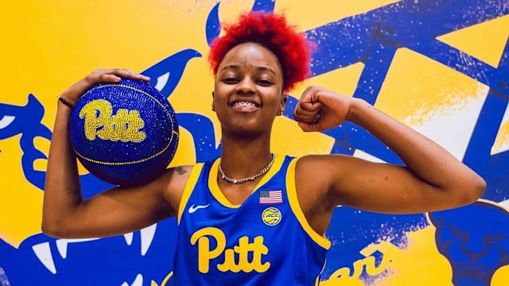 Pitt women's basketball lands Class of 2025 forward Meredith Venner 