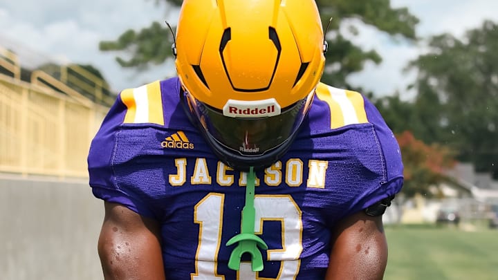 2026 running back Ezavier Crowell 2026 running back Ezavier Crowell