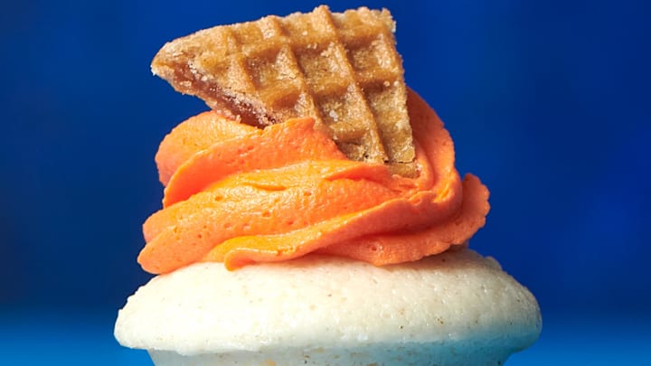 Holland America Line Stroopwafel Day celebration mini cupcake from Baked by Melissa