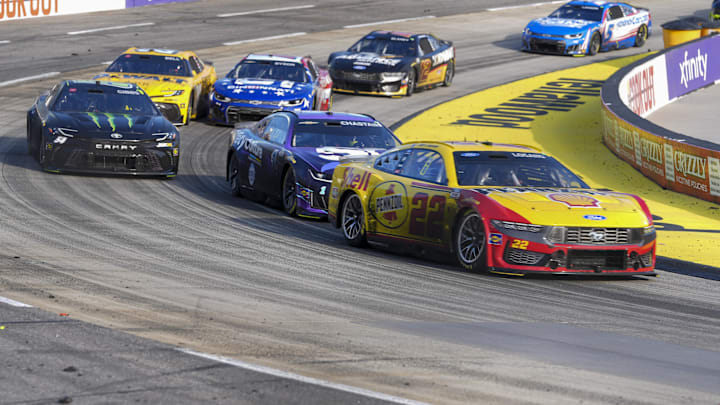 Joey Logano, Team Penske, Martinsville Speedway, NASCAR