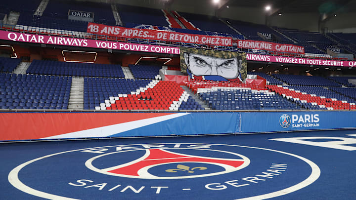Paris Saint-Germain v Stade Brest - Ligue 1