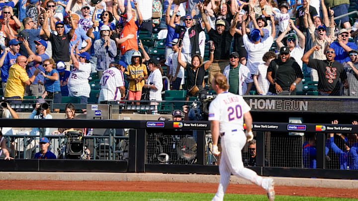 Texas Rangers v New York Mets