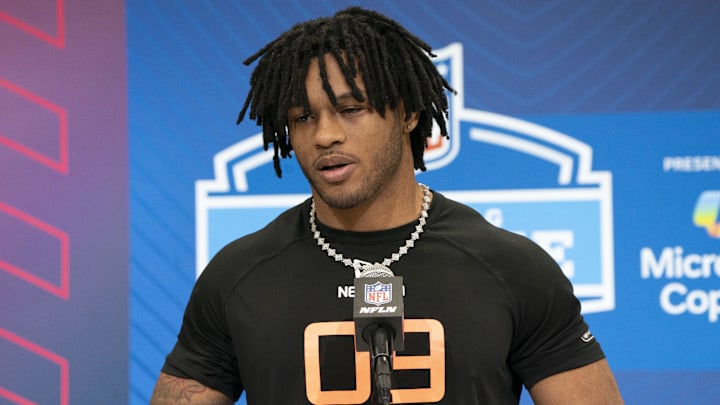 Will the Bears roll with a running back like Omarion Hampton at the 2025 NFL Draft? If Chicago head coach Ben Johnson has his way, that's a distinct possibility. Will the Bears roll with a running back like Omarion Hampton at the 2025 NFL Draft? If Chicago head coach Ben Johnson has his way, that's a distinct possibility.