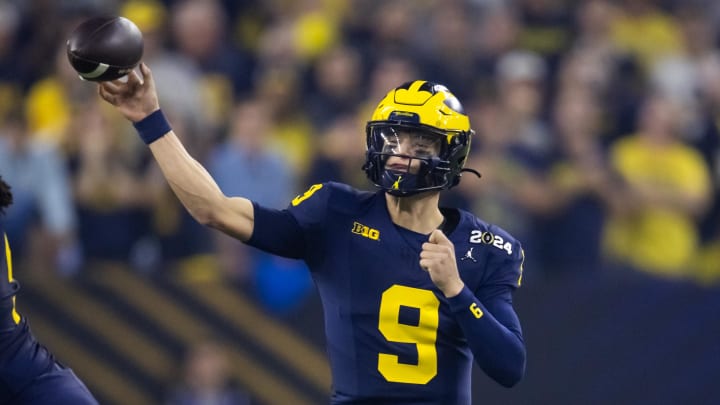 Jan 8, 2024; Houston, TX, USA; Michigan Wolverines quarterback J.J. McCarthy (9) against the