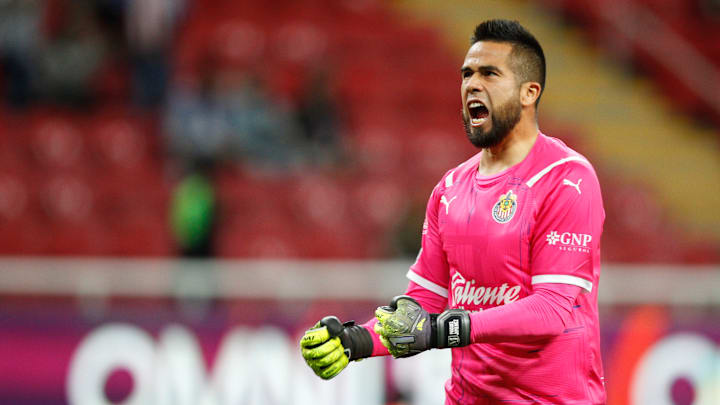 El portero Miguel Jiménez de las Chivas del Guadalajara