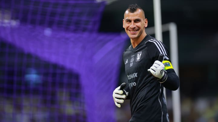 El arquero argentino Nahuel Guzmán volvió a defender el arco de Tigres tras cinco meses