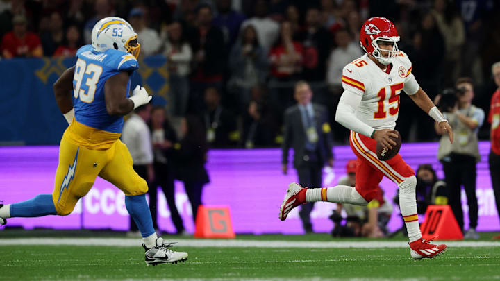 [US, Mexico & Canada customers only] Sep 5, 2025; Sao Paulo, BRAZIL; Kansas City Chiefs quarterback Patrick Mahomes (15) in action against Los Angeles Chargers defensive tackle Otito Ogbonnia (93) in the first quarter at Corinthians Arena. Mandatory Credit: Amanda Perobelli/Reuters via Imagn Images