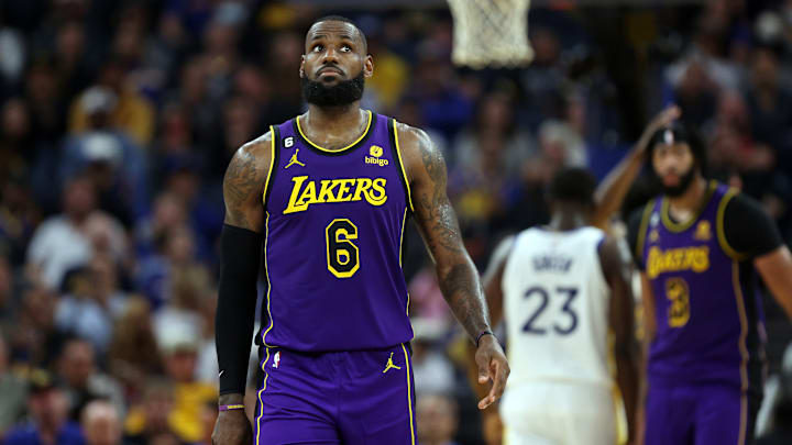 LeBron James fue muy crítico con el juego de los Lakers 