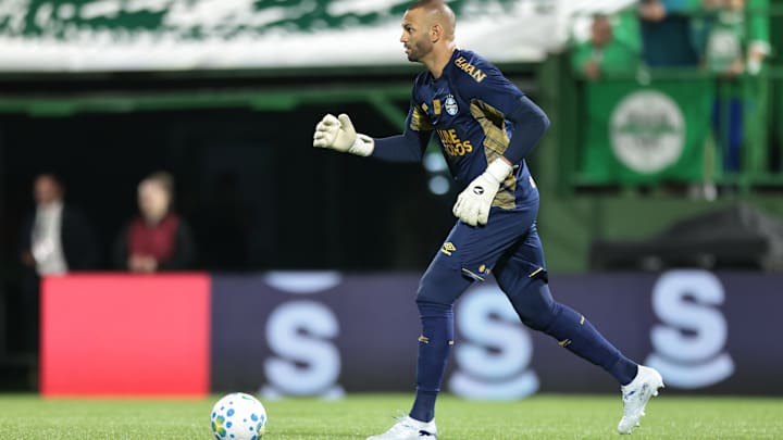 Weverton é o goleiro titular do Tricolor
