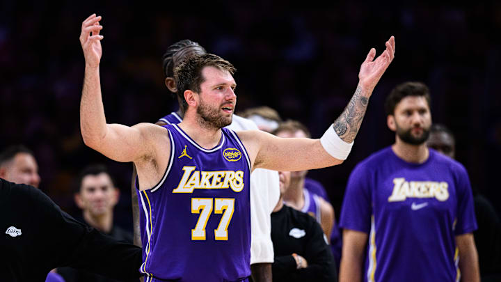 Luka Doncic volverá en medio de la serie ante Rockets 