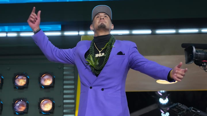 Apr 24, 2025; Green Bay, WI, USA; Arizona Wildcats wide receiver Tetairoa McMillan is selected by the Carolina Panthers as the number eight pick  in the first round of the 2025 NFL Draft at Lambeau Field. Mandatory Credit: Kirby Lee-Imagn Images