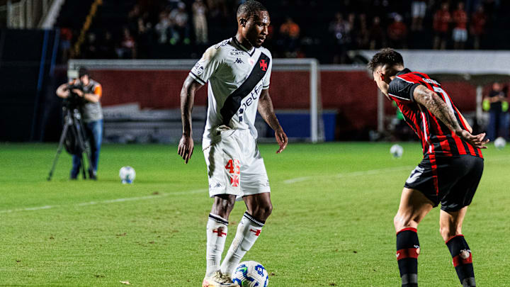 Jogador não marcou um gol sequer pelo time carioca