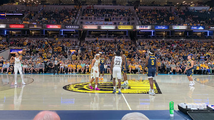 Indiana Pacers players get ready for tipoff ahead of 2024 FanJam. (Mandatory Photo Credit: Pacers On SI)