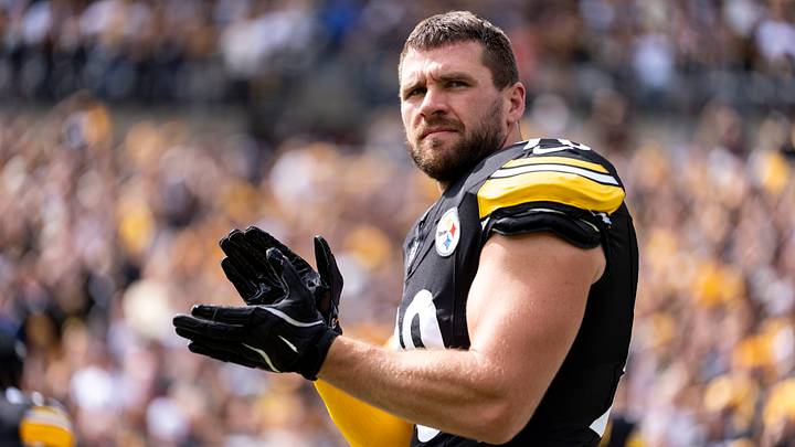 Pittsburgh Steelers linebacker T.J. Watt Pittsburgh Steelers linebacker T.J. Watt