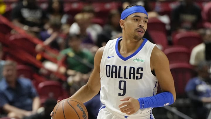 Dallas Mavericks guard Ryan Nembhard dribbles the ball against the Charlotte Hornets during the first half of a NBA basketball game at Thomas & Mack Center. Mandatory Credit: Lucas Peltier-Imagn Images
