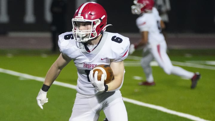 Brophy running back looks for an opening against Hamilton during a game at Hamilton High School in Chandler, on Sept. 19, 2025.