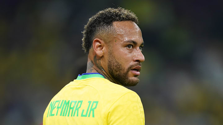 Neymar utilizou rede social para falar sobre lesão