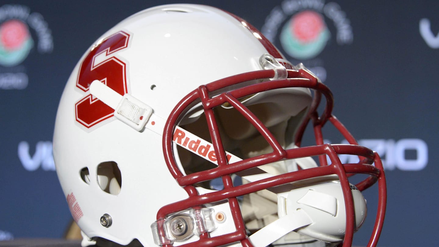 Three-Star OL Commits to Stanford, Bolstering Cardinal's 2027 Recruiting Class