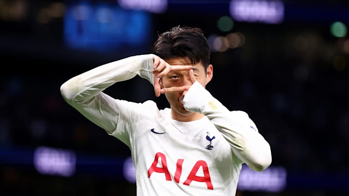 Former Spurs right-back Alan Hutton has stated that Tottenham Hotspur is set to activate the one-year extension option on Son Heung-min’s contract.