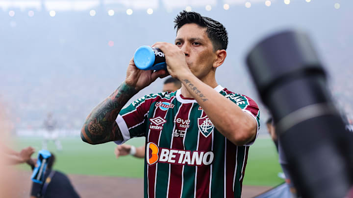 Cano foi o artilheiro do futebol brasileiro em 2022 e 2023