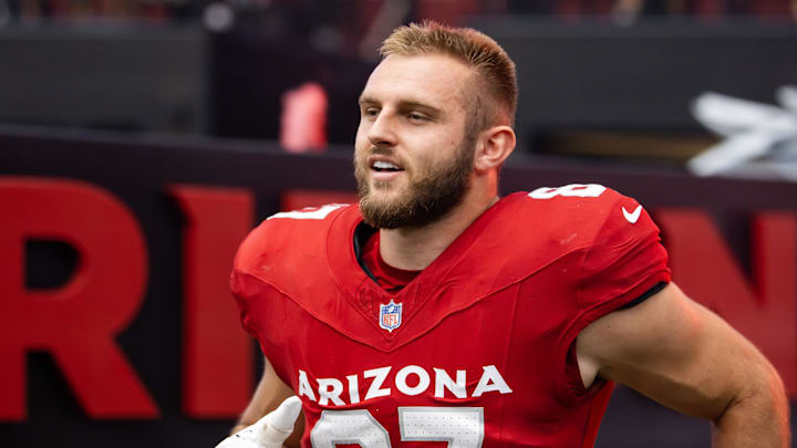 Sep 29, 2024; Glendale, Arizona, USA; Arizona Cardinals tight end Tip Reiman (87) against the Washington Commanders at State Farm Stadium. Mandatory Credit: Mark J. Rebilas-Imagn Images