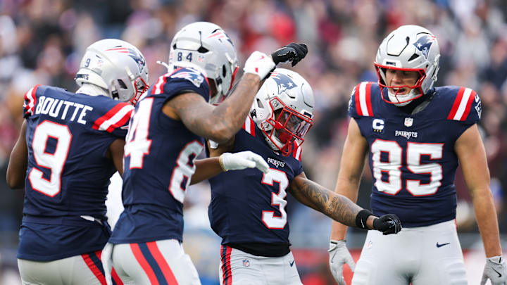 Los Angeles Chargers v New England Patriots