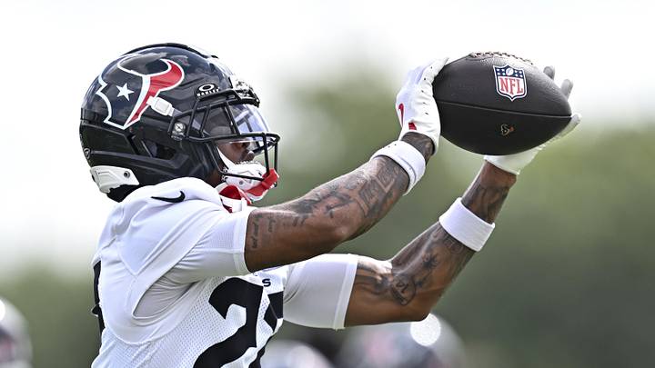Jun 9, 2026; Houston, Texas, USA; Houston Texans cornerback Jaylin Smith participates in a drill during the team’s minicamp at Houston Methodist Training Center. Mandatory Credit: Maria Lysaker-Imagn Images Jun 9, 2026; Houston, Texas, USA; Houston Texans cornerback Jaylin Smith participates in a drill during the team’s minicamp at Houston Methodist Training Center. Mandatory Credit: Maria Lysaker-Imagn Images