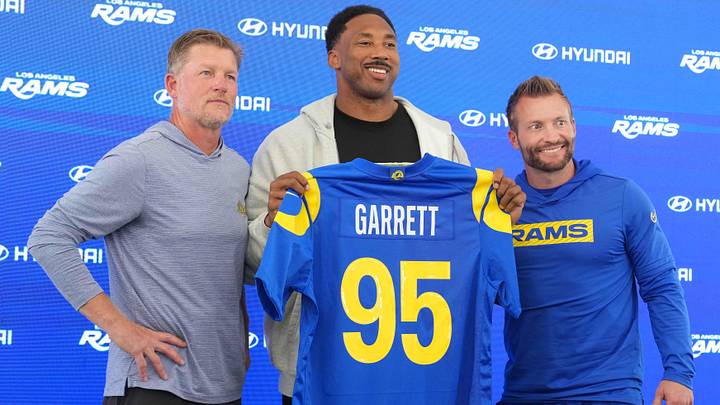 Jun 2, 2026; Woodland Hills, CA, USA; Los Angeles Rams defensive end Myles Garrett (95) poses with general manager Les Snead (left) and coach Sean McVay at press conference at Rams Practice Facility. Mandatory Credit: Kirby Lee-Imagn Images Jun 2, 2026; Woodland Hills, CA, USA; Los Angeles Rams defensive end Myles Garrett (95) poses with general manager Les Snead (left) and coach Sean McVay at press conference at Rams Practice Facility. Mandatory Credit: Kirby Lee-Imagn Images