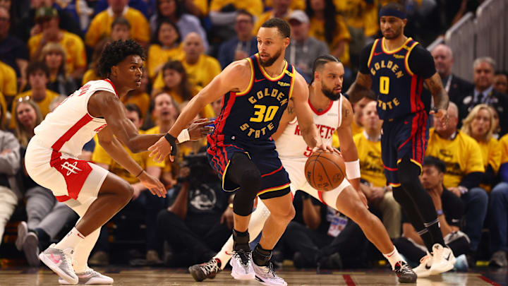 Golden State Warriors guard Stephen Curry (30) controls the ball against the Houston Rockets during the first quarter of game four of the 2025 NBA Playoffs first round at Chase Center. Mandatory Credit: Kelley L Cox-Imagn Images Golden State Warriors guard Stephen Curry (30) controls the ball against the Houston Rockets during the first quarter of game four of the 2025 NBA Playoffs first round at Chase Center. Mandatory Credit: Kelley L Cox-Imagn Images