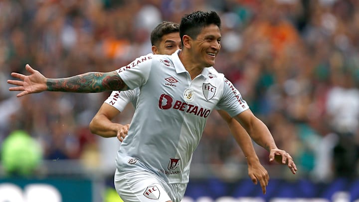 Cano e Fluminense iniciaram conversas em prol da extensão contratual do artilheiro Cano e Fluminense iniciaram conversas em prol da extensão contratual do artilheiro