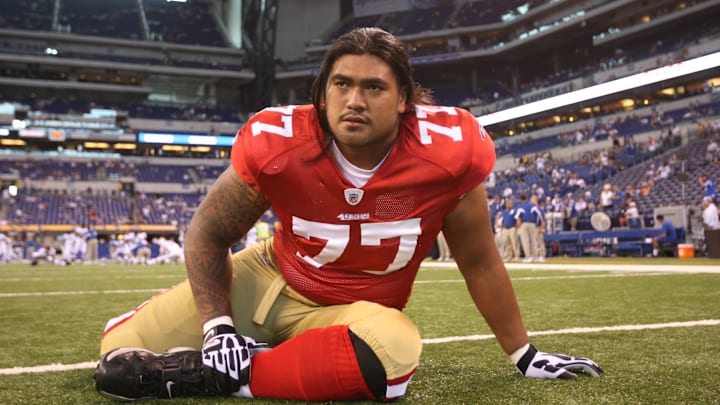 San Francisco 49ers offensive lineman Mike Iupati